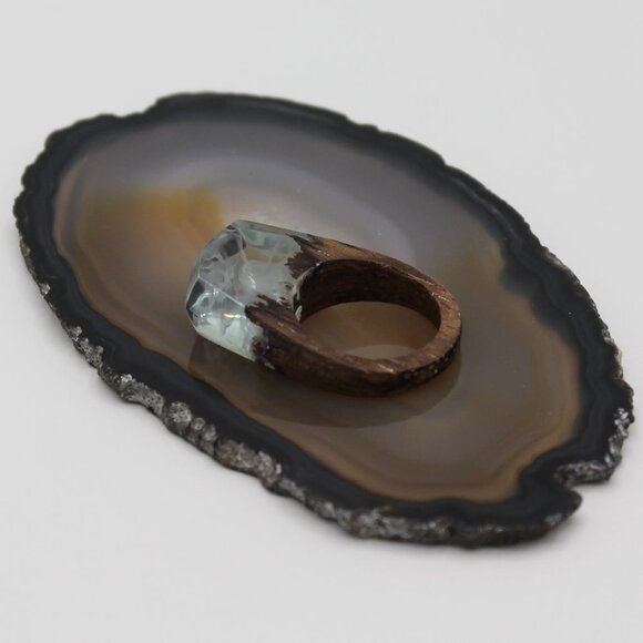 Ring statement wood wooden size 8 light blue modern fashion new - Picture 3 of 7